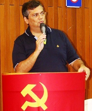 Dino anuncia que vai exercer poder nas primeiras horas em 1º de janeiro