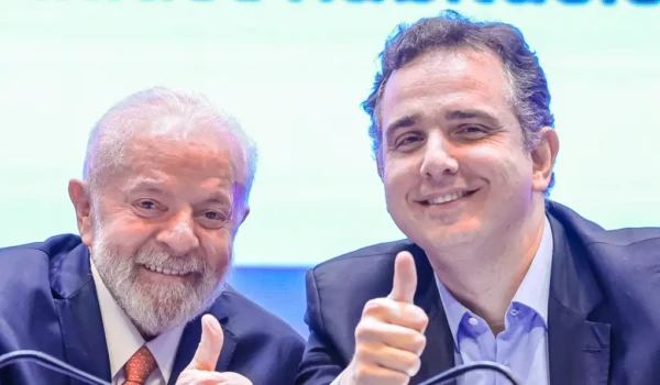 Lula afirma que "amigos atrapalham" governo no Congresso durante anúncio de obras em Mato Grosso