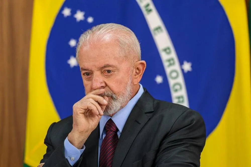 Pesquisa Datafolha acende alerta no PT: Aprovação de Lula cai para 35%