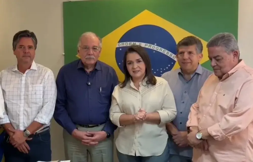 Prefeita Adriane Lopes anuncia deputado Luiz Ovando como vice para eleição de outubro