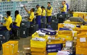 Correios abrem inscrições para concurso público com salários de até R$ 6,8 mil