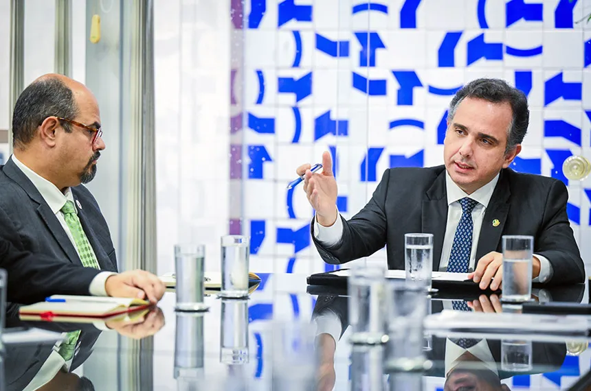 Rodrigo Pacheco reúne-se com Consórcio do Nordeste para discutir dívidas dos Estados e propostas de equalização