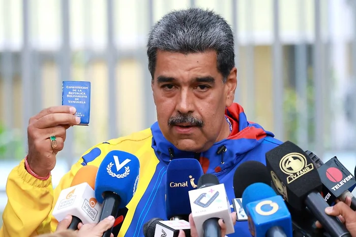 Maduro inicia ofensiva contra redes sociais após eleição controversa