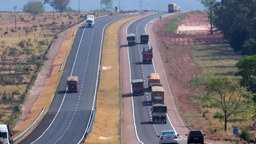 CCR MSVia alerta motoristas sobre interdições e obras na BR-163