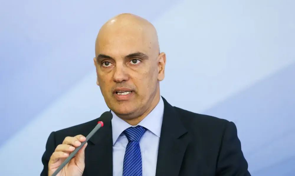 Moraes cobra relatório da PF sobre atuação de Ibaneis e Torres nos atos de 8 de janeiro