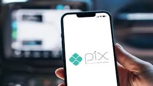 Crescimento do Pix impulsiona golpes: Cuidado com o novo “Pix Agendado”