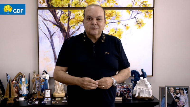 Ibaneis Rocha grava vídeo de fim de ano para a população do DF