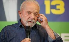 Lula detona Elon Musk e exige respeito às leis brasileiras: "Não é porque tem dinheiro que pode desrespeitar"