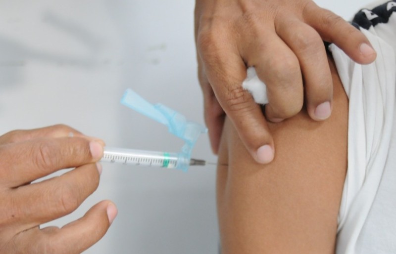 DF tem 14 pontos para vacinar na véspera do ano-novo