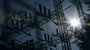 Revisão da bandeira vermelha expõe falta de prudência em aumentos na conta de luz