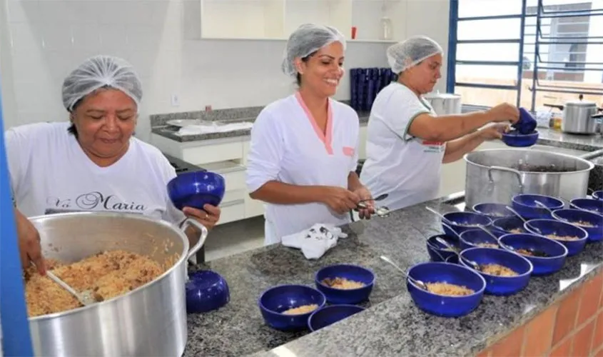 Inscrições para processo seletivo de agentes de limpeza e merenda começam nesta segunda-feira