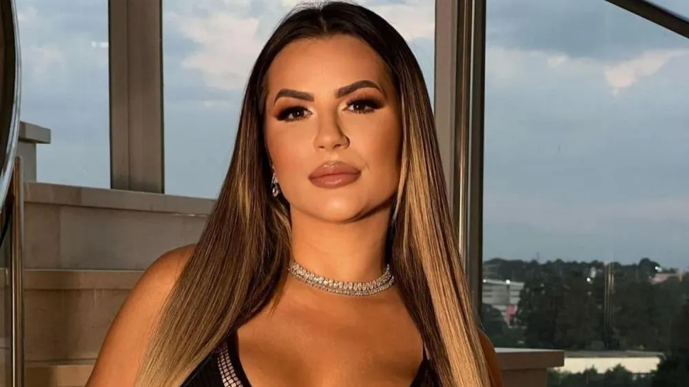 Deolane Bezerra obtém habeas corpus e será solta com condições severas