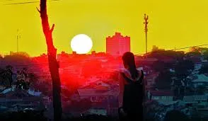 Inmet renova alertas de baixa umidade de grande perigo: Onda de calor vai até sexta em Mato Grosso do Sul