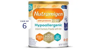 Anvisa bloqueia importação de leite em pó infantil após alerta de contaminação bacteriana