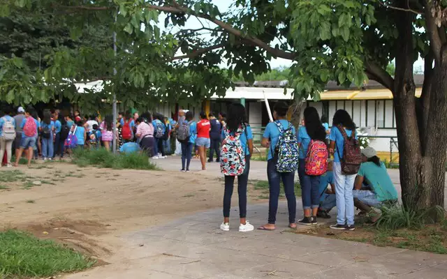 Aulas são suspensas em Corumbá e Ladário devido ao calor extremo e fumaça intensa
