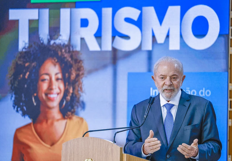 Lula ironiza "passagem de pobre" e mostra falta de empatia com a população