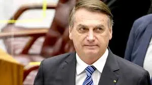 Bolsonaro reafirma sua influência política em evento: “O Brasil terá um presidente de direita em 2027”