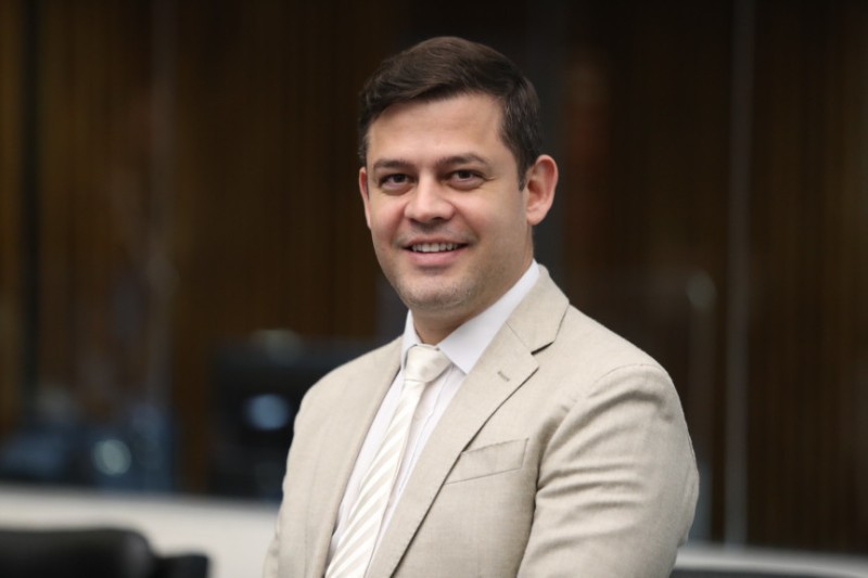 Tião Medeiros: de estagiário na Assembleia a deputado federal