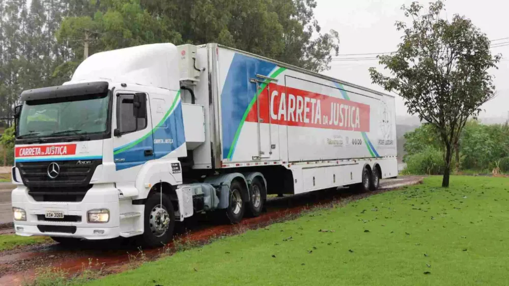 Carreta da Justiça oferece atendimento jurídico gratuito em Novo Horizonte do Sul
