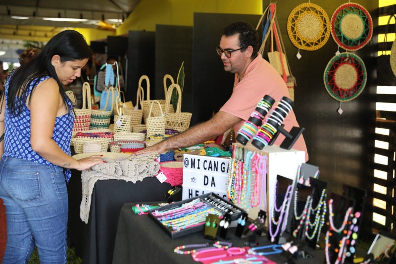 Arte ao ar livre na Avenida Norte de Samambaia