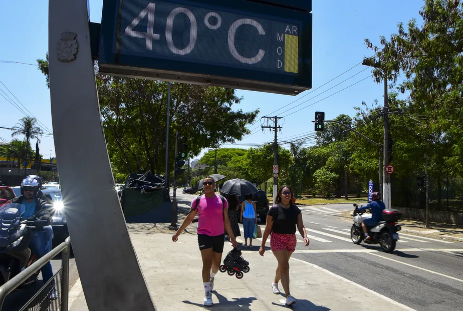 Calor intenso volta a assolar o Brasil: temperaturas podem ultrapassar 42°C