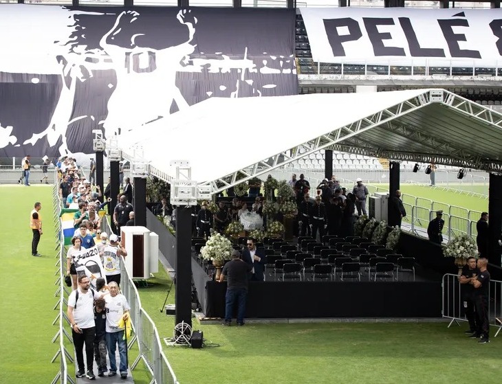 O Rei será sepultado em um caixão dourado no Mermorial Necrópole