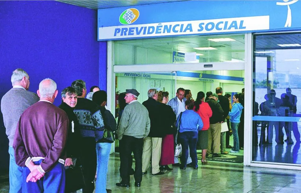 INSS inicia pagamento de benefícios de setembro para quem recebe acima do salário mínimo