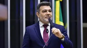 “Sou aliado, mas não alienado”, diz Marco Feliciano ao declarar apoio a Pablo Marçal