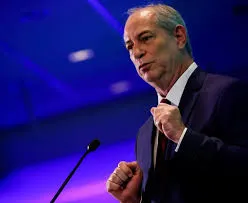 Ciro Gomes rompe o silêncio e critica aliança do PDT com a direita em Fortaleza