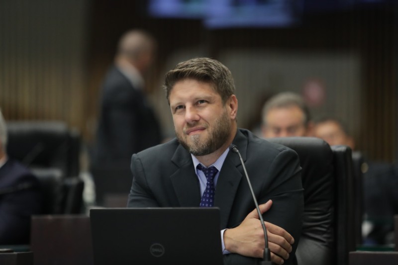 Janeiro Branco destaca importância da saúde mental no Paraná