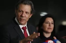 Governo Lula opta por cortar benefícios essenciais em vez de reduzir gastos abusivos