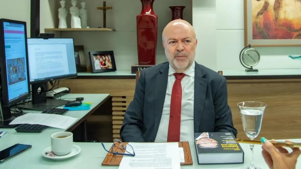  TJMS nega pedido de conselheiro afastado para receber salário anterior