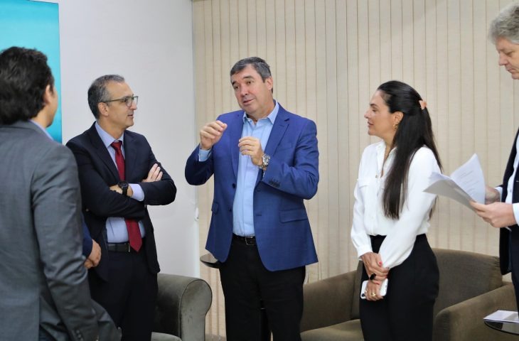 Veja como foi a 1ª semana de Eduardo Riedel no comando de MS