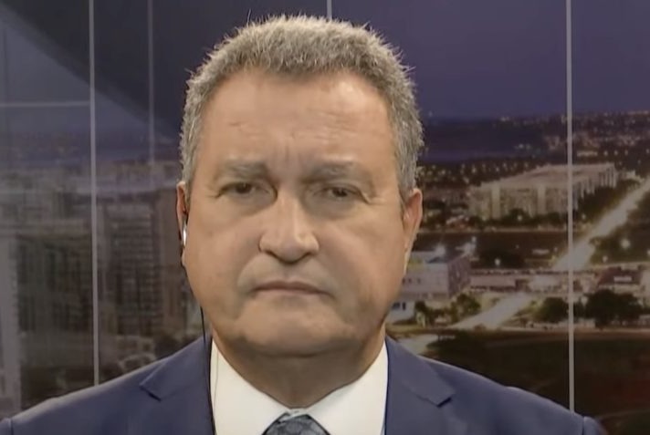 Governo demite 1,4 mil servidores que não apoiaram Lula no Poder