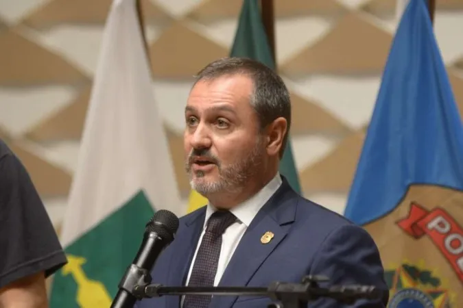 Atentado na Praça dos Três Poderes: PF revela tentativa de assassinato contra Moraes e alerta para crescimento de grupos extremistas