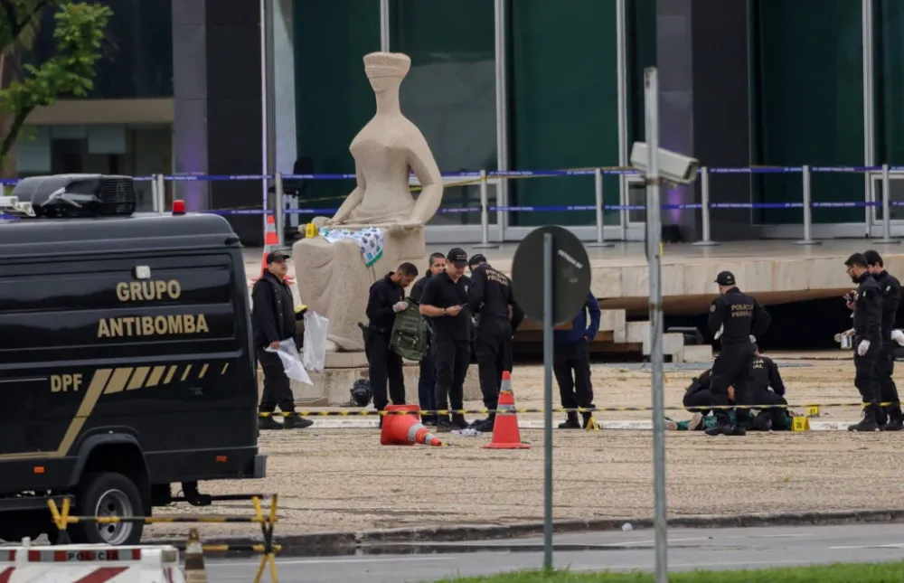 Segurança reforçada no STF após ataque com explosivos: Nova vigilância e grades retornam à Praça dos Três Poderes