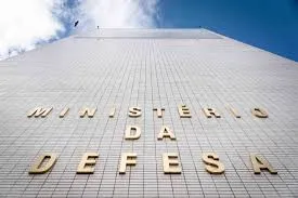 Governo Lula tenta acordo para cortar gastos das Forças Armadas: R$ 30 bilhões em 2025 e R$ 40 bilhões em 2026