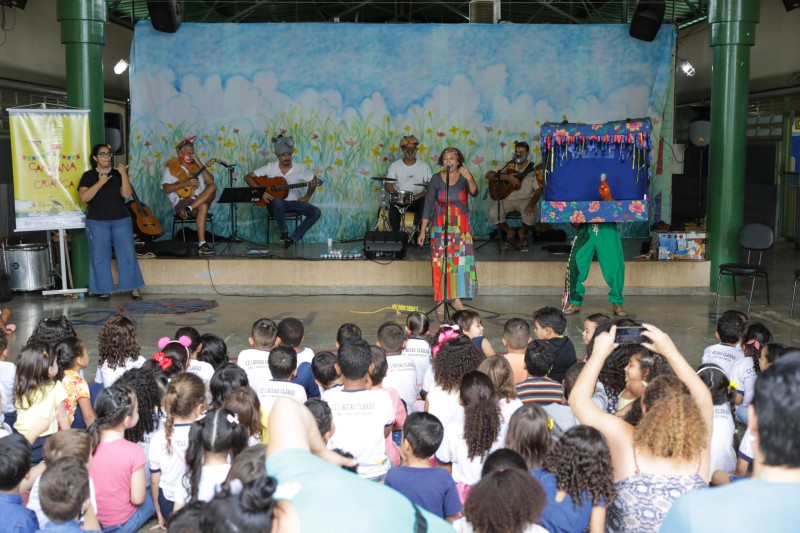 Coletivo Educação pela Arte leva Caravana da Criança a Águas Claras