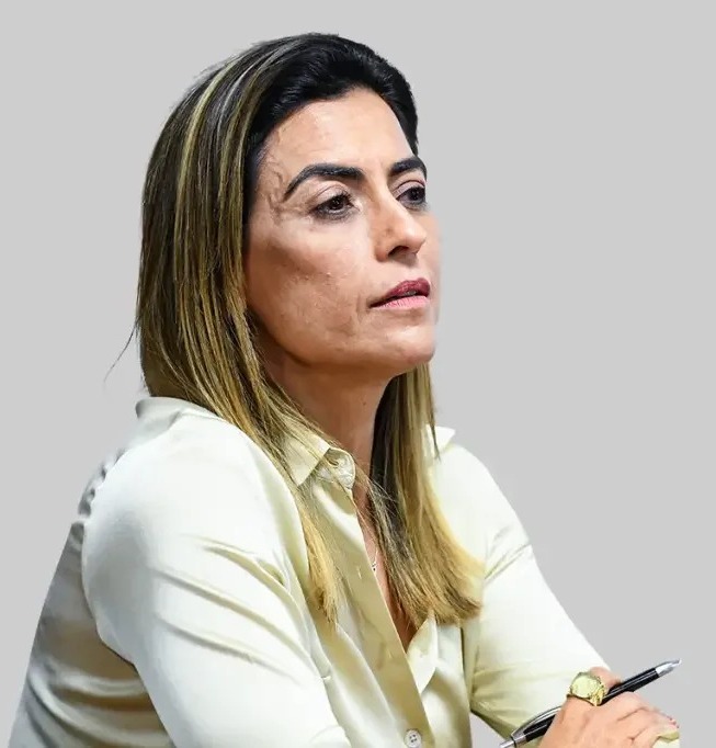 Soraya Thornicke entra com pedido para abertura de CPI