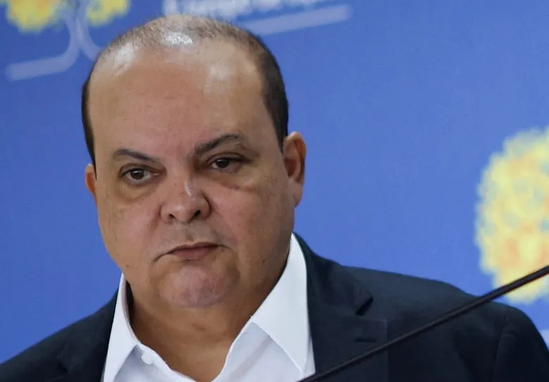Alexandre de Moraes afasta governador do DF Ibaneis Rocha