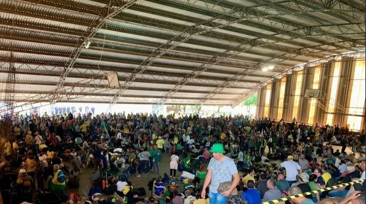 Parlamentares acionam Direitos Humanos por situação precária de manifestantes
