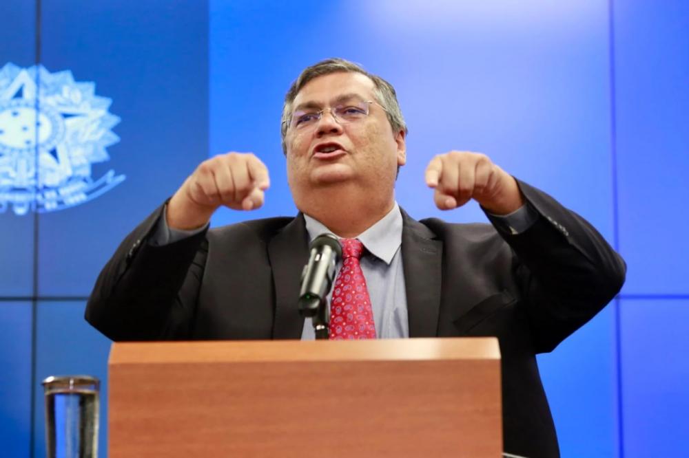 Dino decreta 50 pedidos de prisão nesta terça-feira, 10