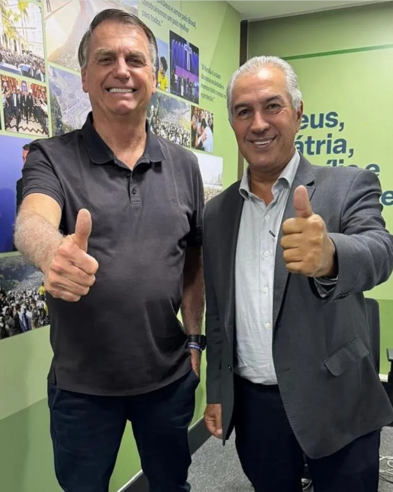 Reinaldo Azambuja reencontra Jair Bolsonaro e alimenta expectativas sobre candidatura ao Senado