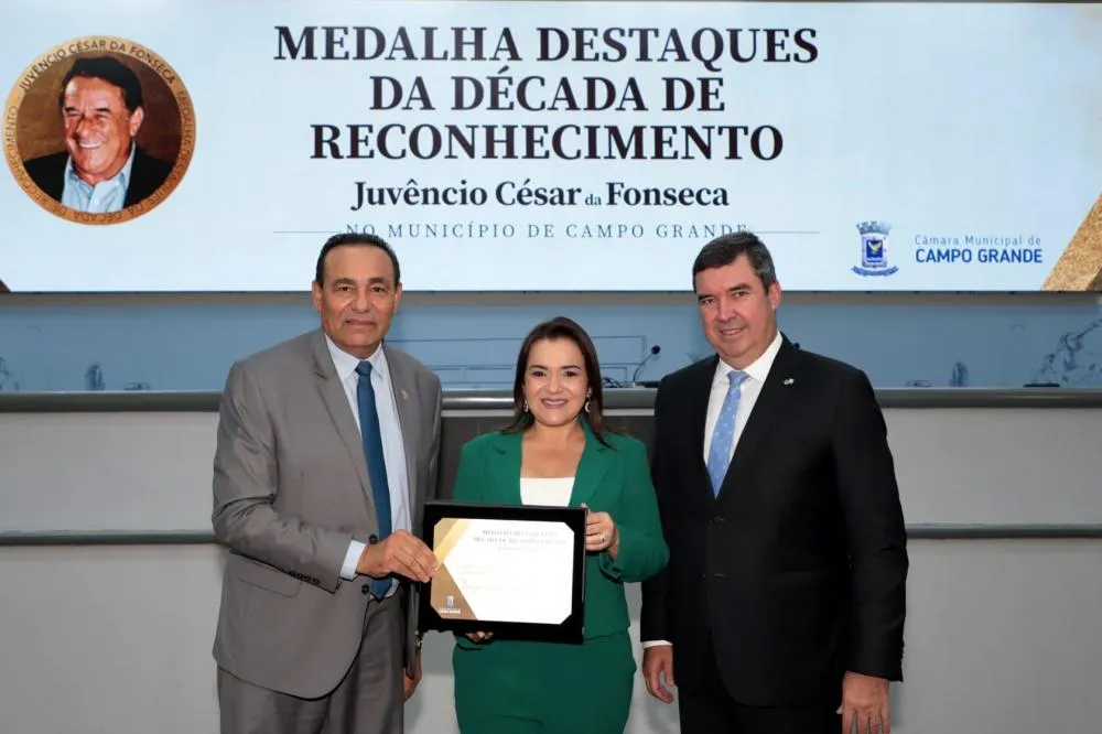 Riedel e Adriane Lopes são homenageados com a Medalha “Destaques da Década” em Campo Grande