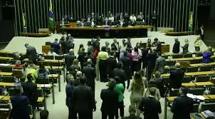 Congresso corre contra o relógio para aprovar agenda econômica: PEC polêmica e Orçamento de 2025 são os maiores desafios