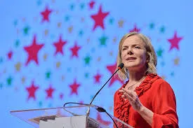 Pesquisa de janeiro testará Gleisi Hoffmann como possível candidata à Presidência em 2026