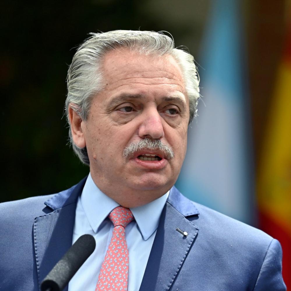 Argentina registra 100% de inflação, maior índice dos últimos 32 anos