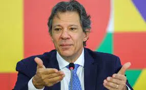 Haddad critica big techs e expõe “vendas criminosas” de governos anteriores