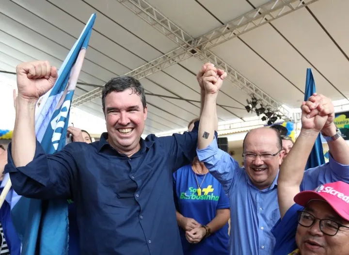 Barbosinha exalta possível entrada de Riedel e Azambuja no PSD