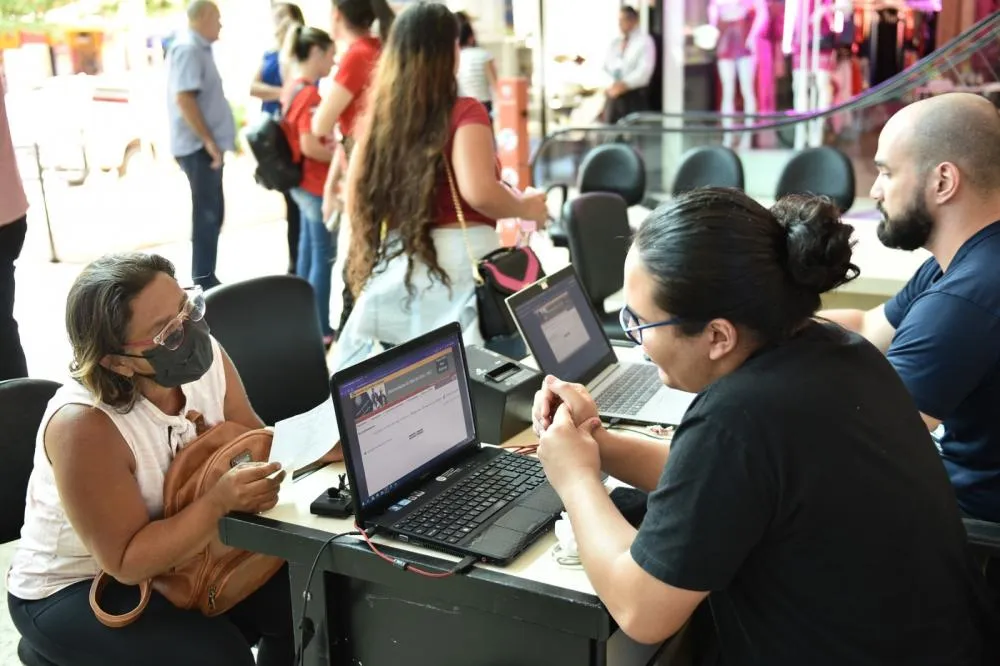 Mutirão Emprega CG oferece mais de mil vagas nesta quinta-feira